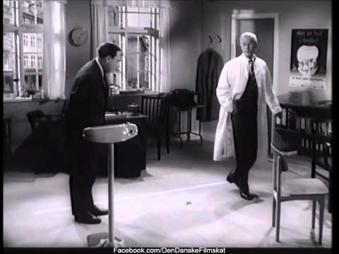 Vi er allesammen tossede (1959) - Spiritusprøve